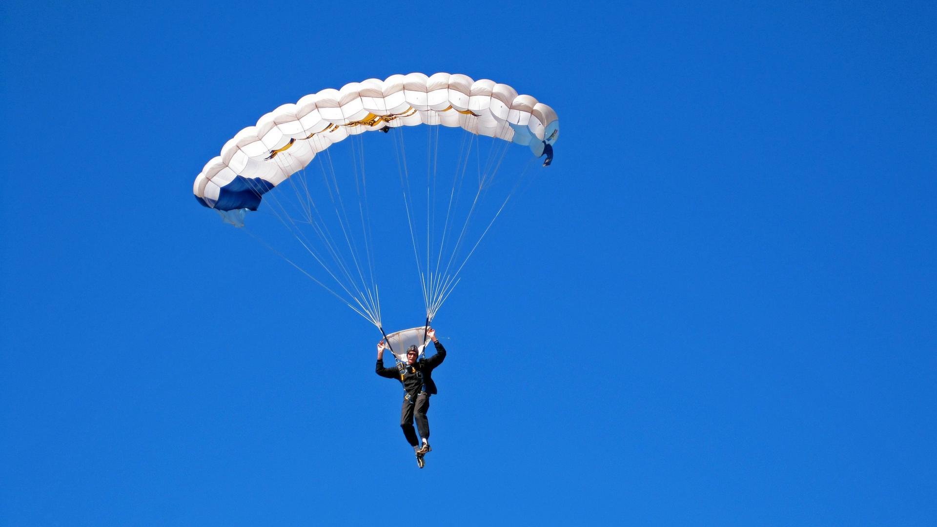 篮球竞技状态实时监控及训练调整技术开发，篮球比赛摄像机位图